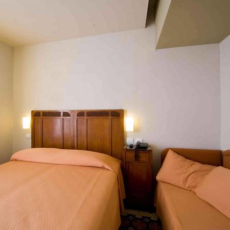 Hotel Europa Леванто Экстерьер фото