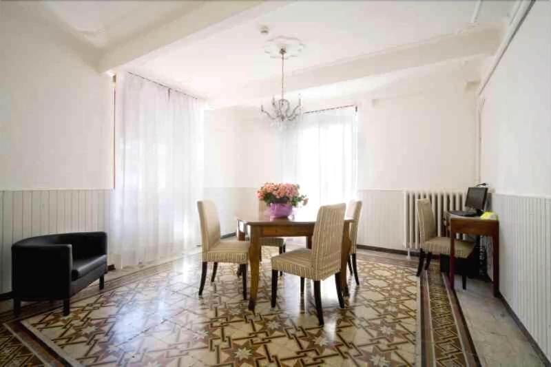 Hotel Europa Леванто Экстерьер фото